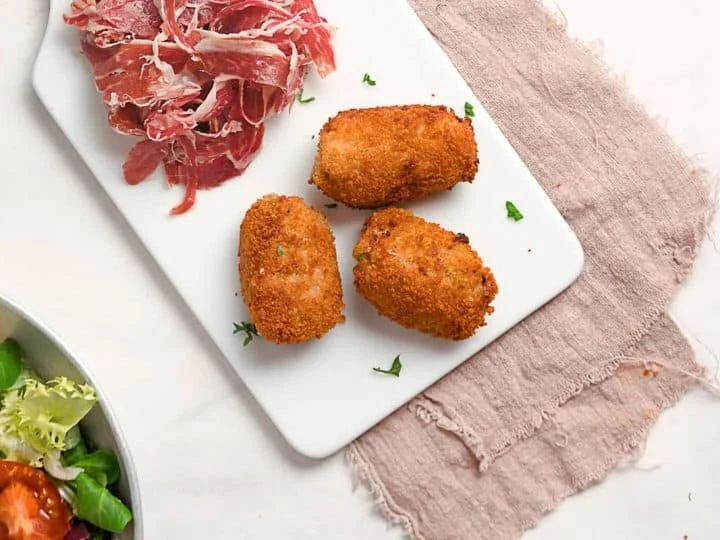 How to Make Spanish Croquetas de Jamón, Pollo y Queso: Ham, Chicken, and Cheese Croquettes
