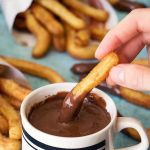 How to Make Spanish Churros con Chocolate y Canela: Fried Dough with Chocolate and Cinnamon
