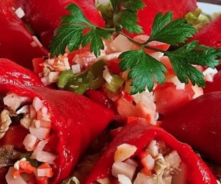 How to Make Spanish Piquillos Rellenos de Setas y Queso: Mushroom and Cheese Stuffed Peppers