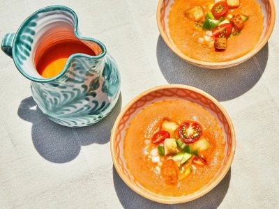How to Make Spanish Gazpacho Andaluz: Chilled Tomato Soup