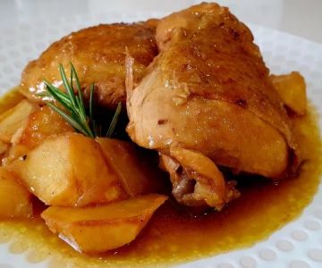 How to Make Spanish Pollo a la Cerveza: Chicken with Beer