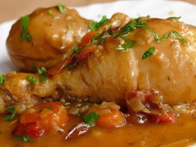 How to Make Spanish Pollo a la Cerveza con Verduras: Beer-Braised Chicken with Vegetables