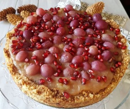 How to Make Spanish Tarta de Uvas: Grape Cake