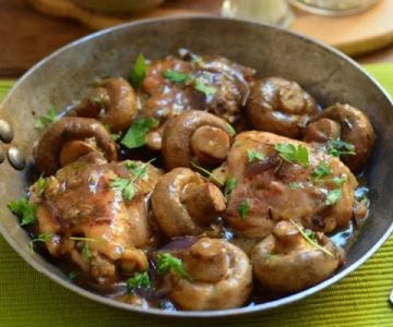 How to Make Spanish Pollo al Ajillo con Champiñones: A Flavorful Garlic Chicken with Mushrooms Recipe