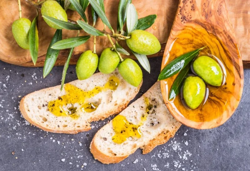 The Ultimate Guide to Spanish Olive Oil and How to Use It