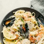 Easy Spanish Seafood Pasta with Garlic Sauce: A Simple Yet Flavorful Dish