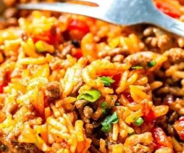 Easy Spanish Rice with Beef and Peppers