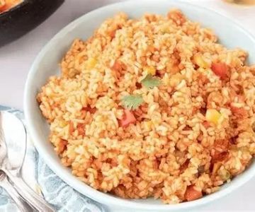 Spanish Rice Recipe with Garlic and Onion