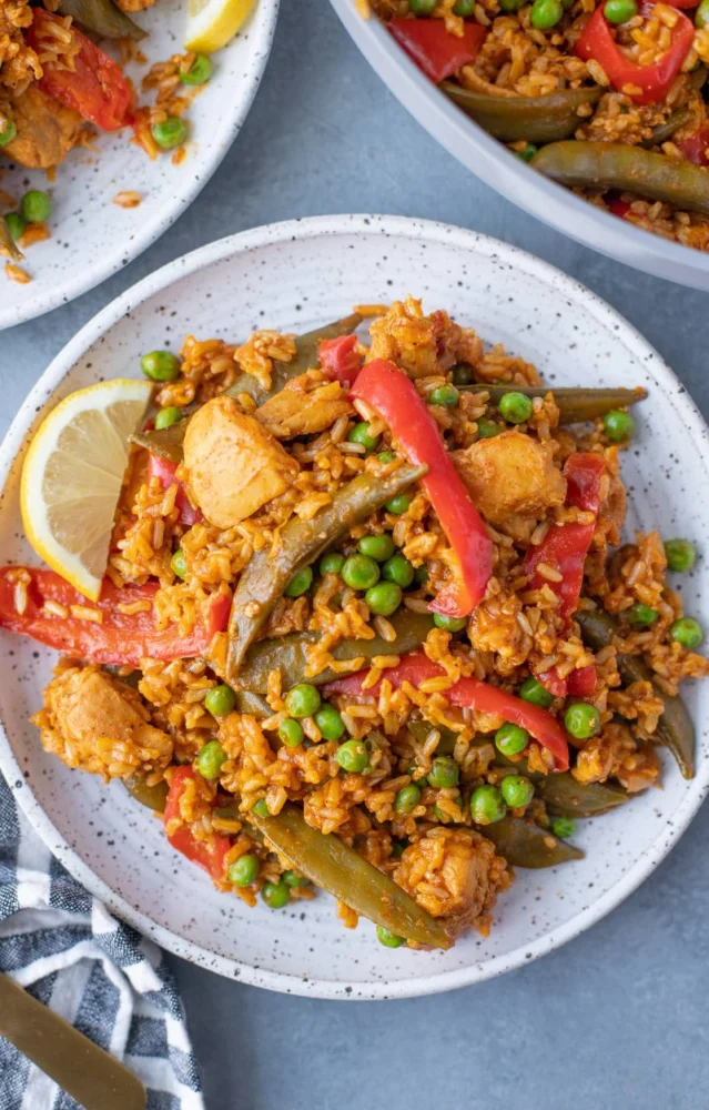 Easy Spanish Paella with Chicken Only: A Simple and Delicious Recipe