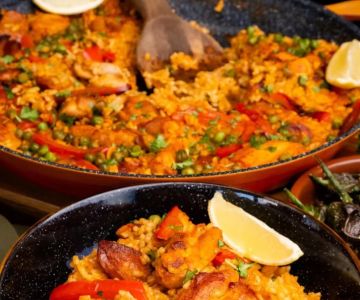 Easy Spanish Paella with Chicken Only Recipe for Home Cooks