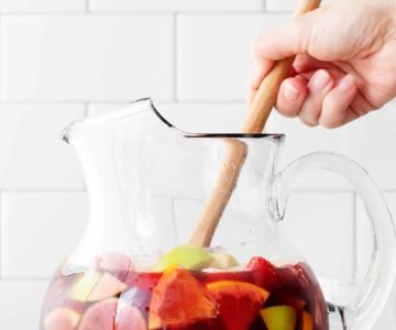 Refreshing Easy Spanish Sangria with Sparkling Water