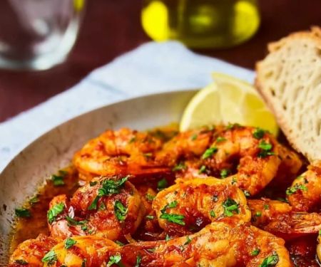 Authentic Spanish Garlic Shrimp with White Wine: Recipe and Tips
