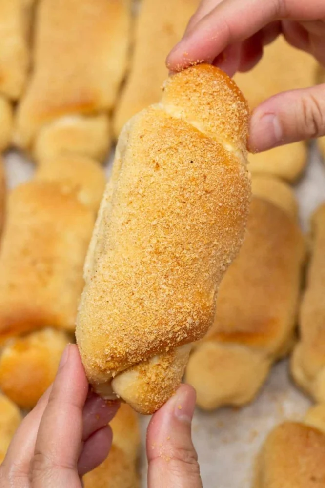 How to Make Traditional Spanish Bread at Home: Authentic Rustic Baking Guide