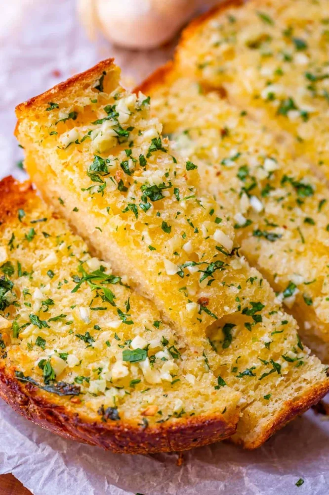 Easy Spanish Garlic Bread with Olive Oil: Authentic Recipe and Tips