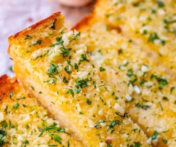 Easy Spanish Garlic Bread with Olive Oil: Authentic Recipe and Tips
