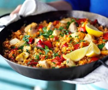 Traditional Spanish Seafood Paella on the Grill: Authentic Outdoor Cooking Guide