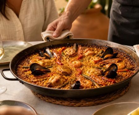 Spanish Paella: Confirm Size, Timing, and Socarrat