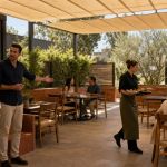 Spanish Restaurant Outdoor Dining: Check Wind, Shade, and Service